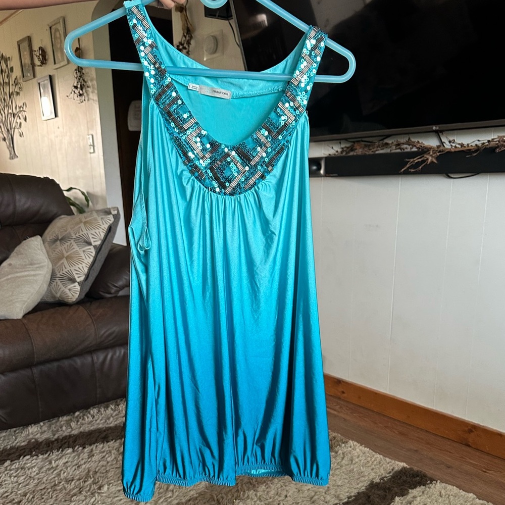 Maurices top